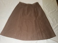 VTG 1970  s Women  s JC Penney Woven Brown Skirt With Button a3 