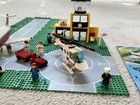 VINTAGE LEGOLAND AIRPORT TERMINAL LEGO SET 6392 WITH MANUAL — photo 2