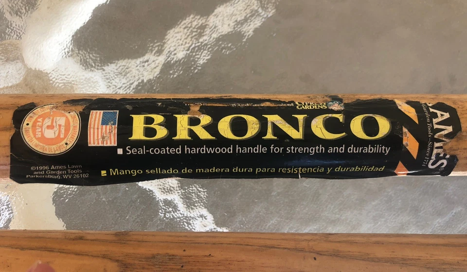 Rare Vintage 1996 Ames Bronco USA Made 52.5” X 6” Post Hole Digger Used But Good - Image 4 of 4
