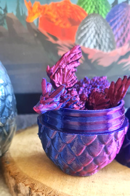 Drachenei mit Drache 3D Drache Spielzeug Drachen Ei Regenbogen schimmernt Ostern