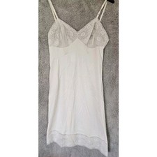 Vintage Vanity Fair Womens Sz 36 M/L White Nylon Lace Slip Nightgown USA Pegnoir