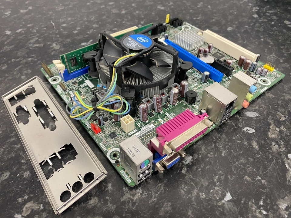 Intel Core i3-2120 @3.30GHz 4GB DDR3 Ram Intel DH61WW Bundle Tested Combo EE1107 - Image 2 of 3