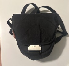 Manfrotto Solo II Holster Shoulder Bag DSLR Camera Bag Black/Red 