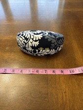 Vera Bradley clamshell hard eyeglass case in retired Baroque pattern