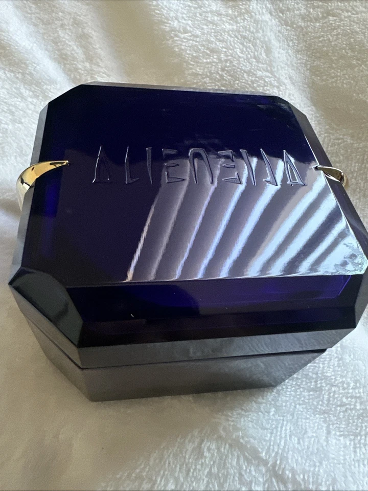 Thierry Mugler Alien Prodigy Body Cream 6.7 oz New in Box - Image 3 of 4