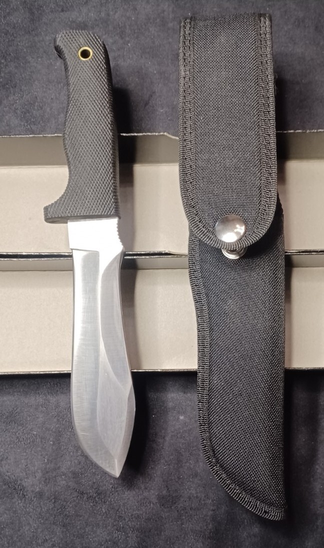 Puma White Hunter II knife w/ sheath model 13 6374 NEW