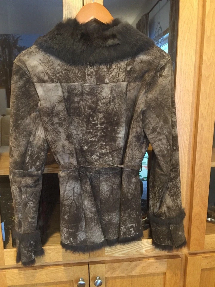 BERGAMA FINE FURS-Fur Rabbit  Belted Coat Jacket Size Small - Image 3 of 4
