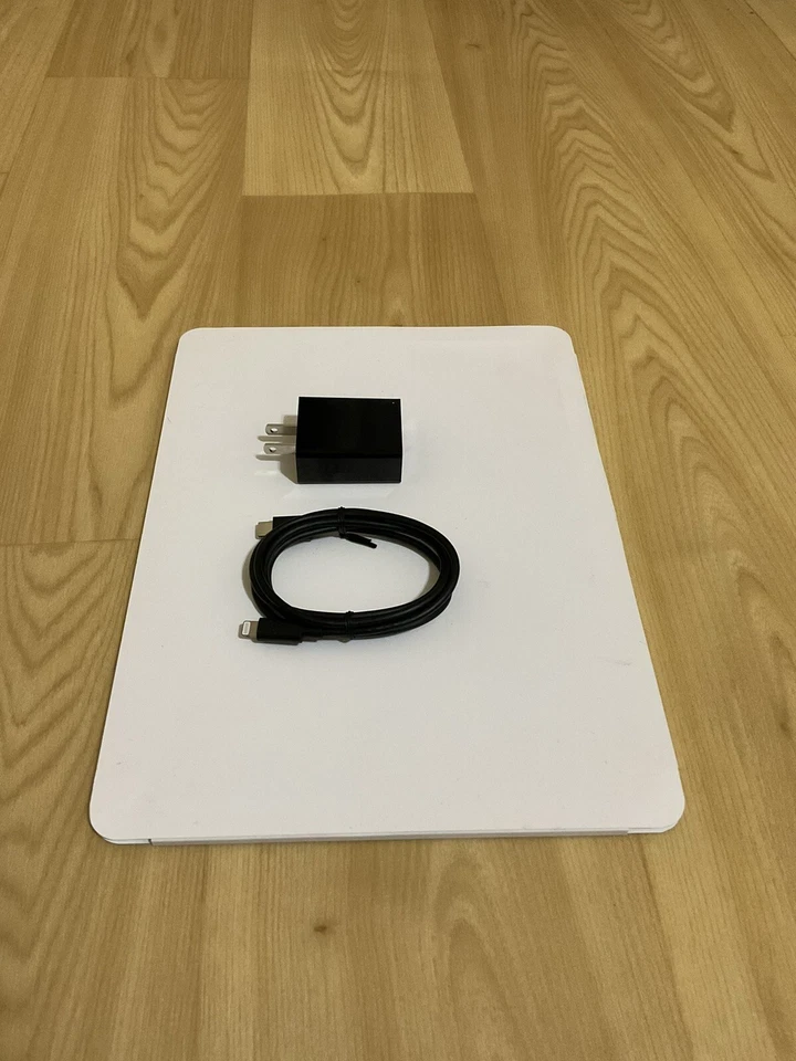 New Original Genuine Apple Ipad Air 1 &2 Ipad Air Pro 18W Lightning Wall Charger - Image 3 of 4