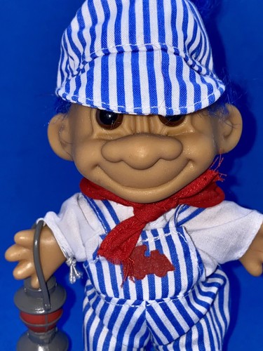 Troll vintage 4,5" RUSS RAILROAD CONDUCTOR capelli blu anni 90 NUOVO - Foto 2 di 7