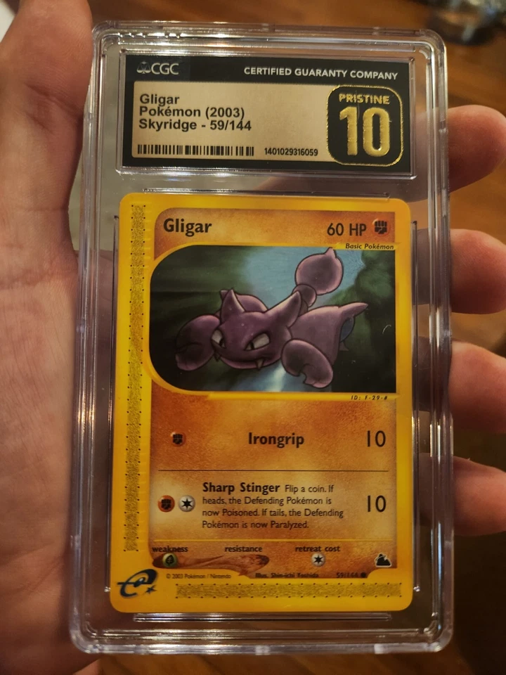 (POP 1) CGC 10 PRISTINE Gligar 59/144 Pokémon Skyridge Card 2003 - Image 2 of 4