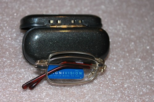 NEW Magnivision #108 Gold Folding Reading Glasses Readers with Hard Case +1.50 - Picture 4 of 5