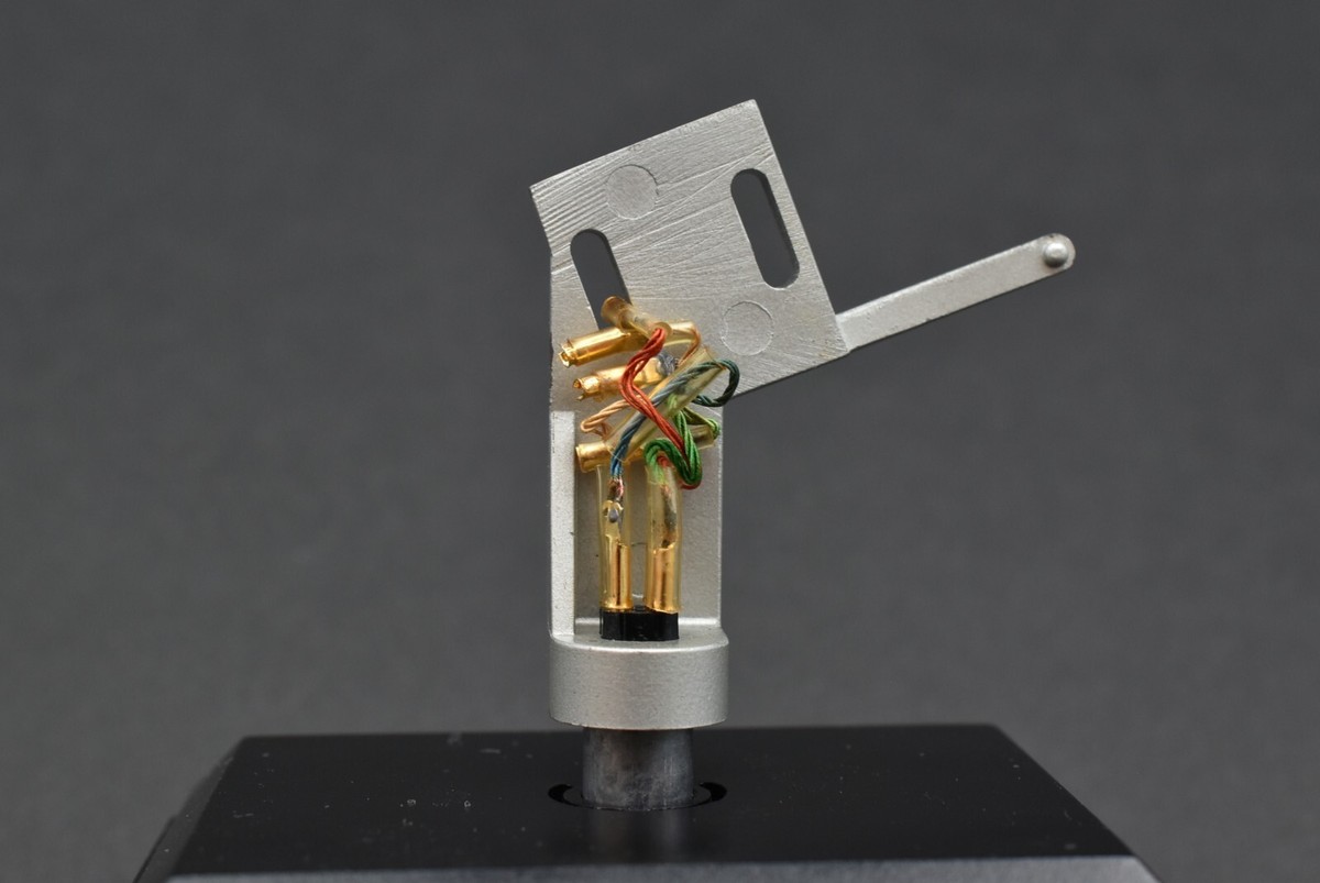 TRIO (KENWOOD) HS-51 Headshell for KP-880D/770D/88 Straight