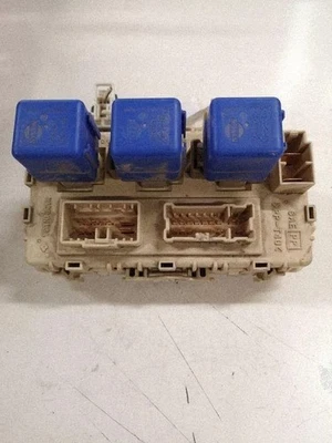 NISSAN X-TRAIL T30 Bloc de Fusible 2.20 Diesel 84kw 2003 37717363 - Photo 1/3