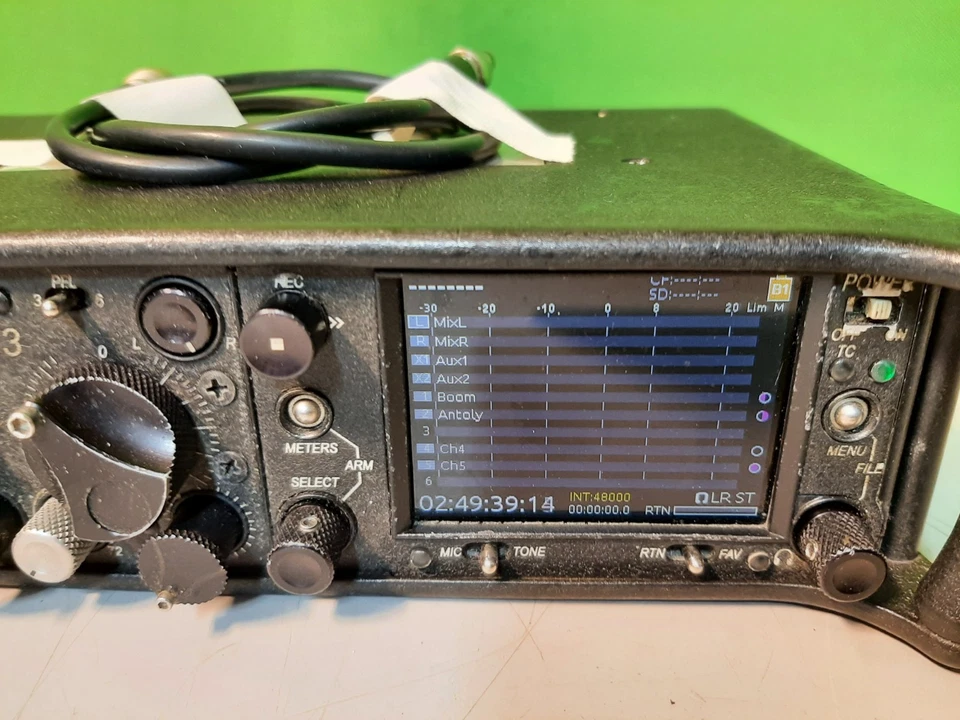 Sound Devices 633 6-Input Compact Field Mixer & 10-Track Digital Recorder - Image 4 of 4