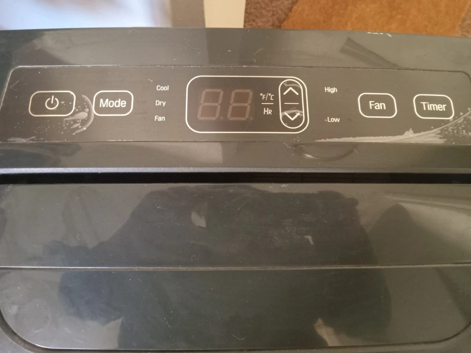 LG Portable AC 400 Sq Ft 115 Volt Air Conditioner Unit Only Lawrence Kansas KU - Image 3 of 4