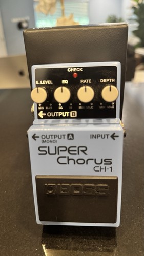 Boss CH-1 Super Chorus Guitar Effects Pedal