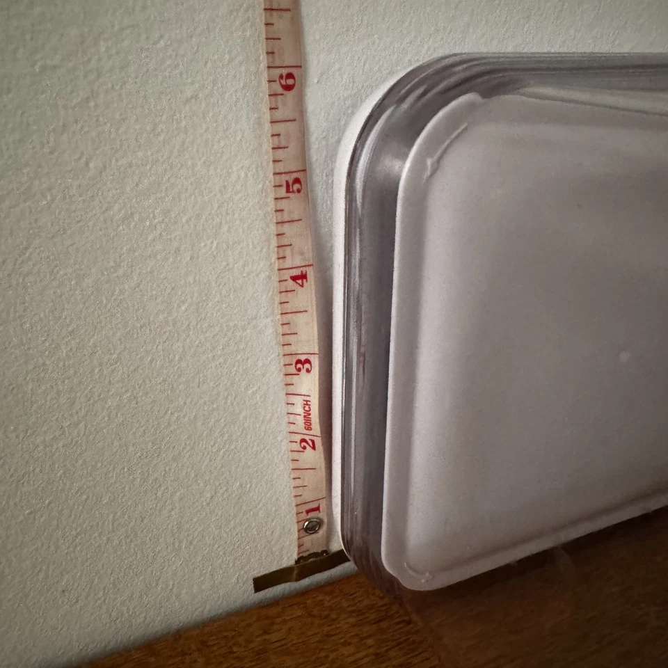 Contenedor de almacenamiento hermético OXO, de una sola prensa, cuadrado 2,4 qt (2 en total) Foto 2 de 4