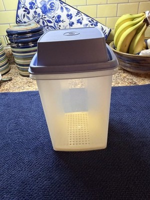 Tupperware Pickle Keeper Container Large Blue Lid 3 Piece