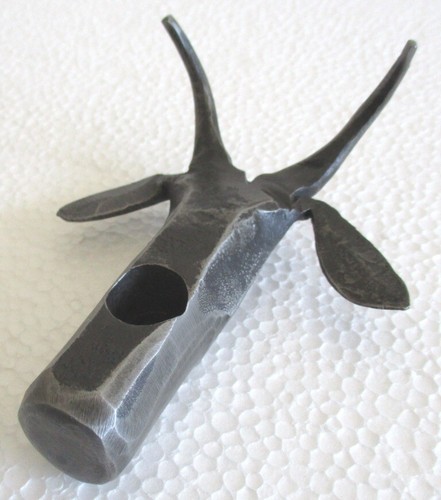 VINTAGE OLD GOAT HEAD FIGURAL HAMMER UNUSUAL AND RARE TOOL . - Picture 9 of 10