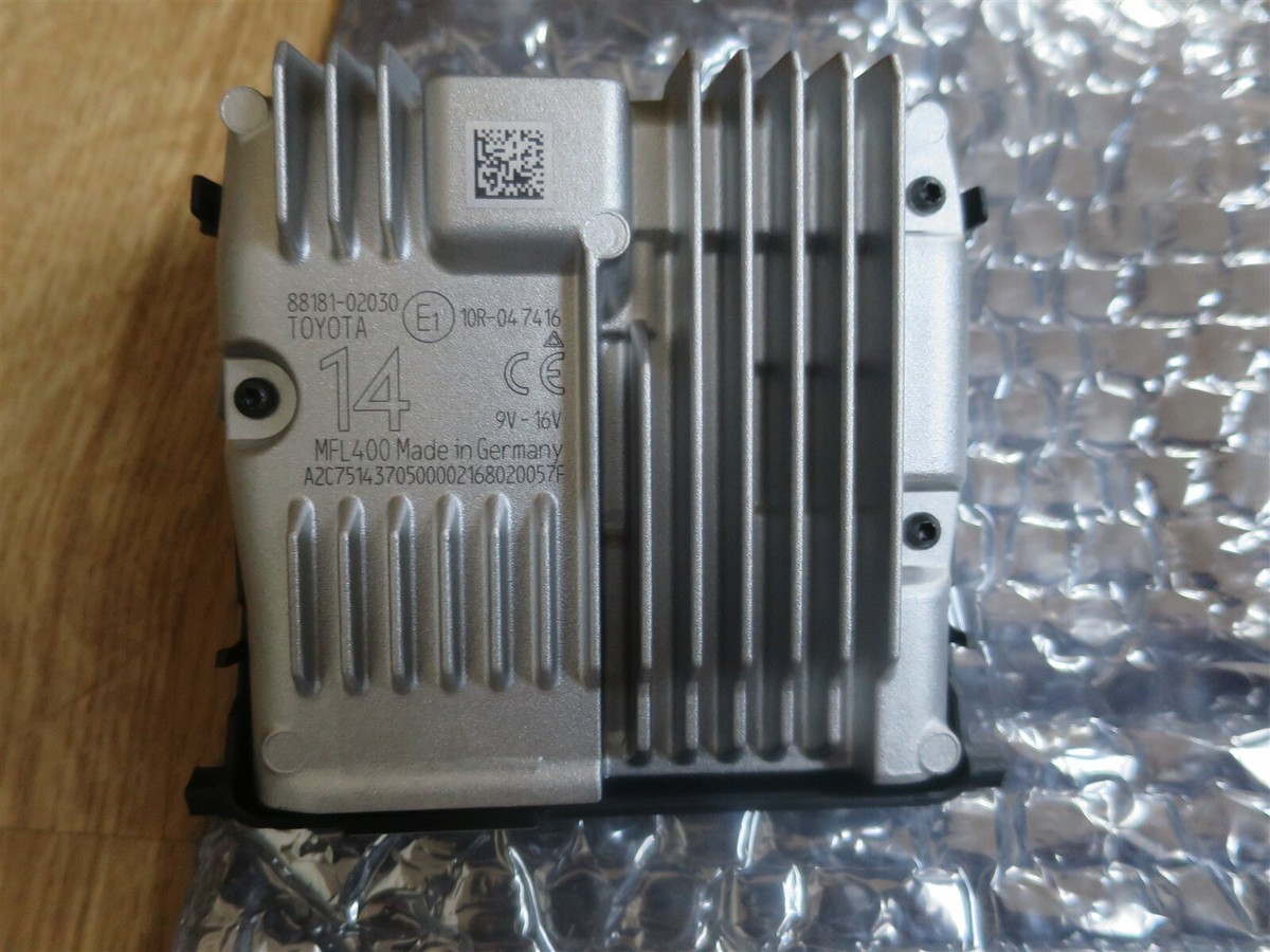 TOYOTA AURIS HYBRID 2012-2018 PRECRASH SAFETY CITY SENSOR !GENUINE