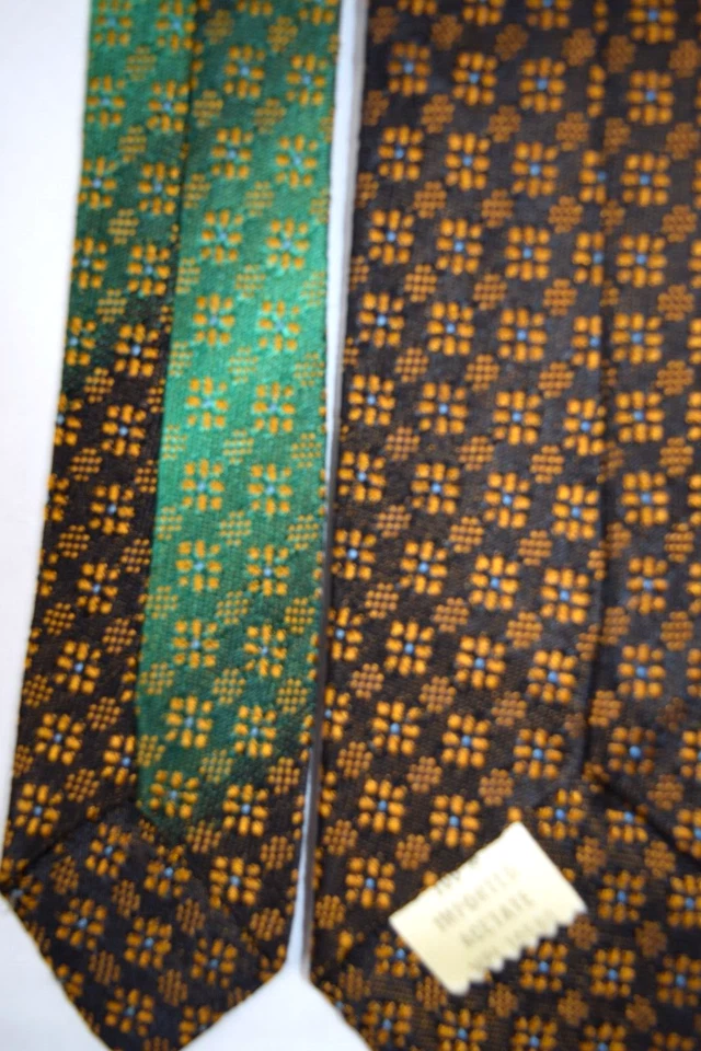 Corbata de Colección Años 60 Marrón Margarita Foulard con Raya Bloque Brillo Verde 55" x 2.25" Foto 3 de 4