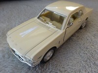 Ford Mustang 1964 Weiss Modelauto Ca.13Cm *Neu* 1:36 RüCkzugmotor