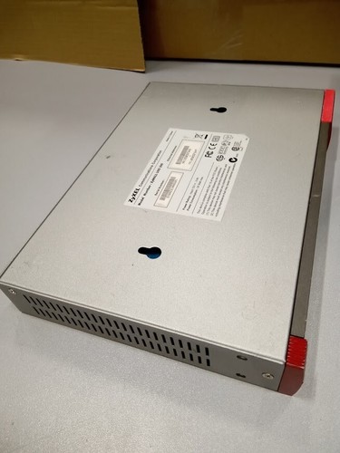 ZyXel ZyWall USG 200 Unified Security Gateway Taiwan Not Tested For Parts - Picture 12 of 13