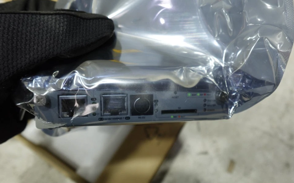 "Brand New Allied Telesis AT-MCF2000M - Modular Chassis-Based Managed Media Conv - Image 2 of 3