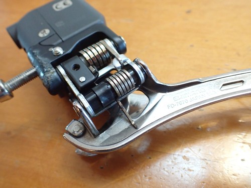 Shimano Dura Ace 10 speed electronic front derailleur Di2 gen 1 fd-7970 FD-D - Picture 10 of 12