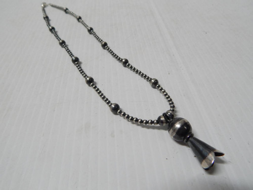 VINTAGE STERLING SILVER NAVAJO " PEARLS " BEADS + SQUASH BLOSSOM NECKLACE- NICE!