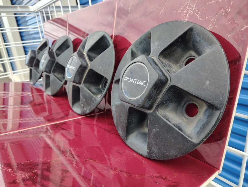 1982-1983 Pontiac Firebird Rally Wheel Center Caps Set Of (4) OEM # 10027042 - Image 4 of 4