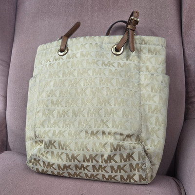 Michael Kors Beige Brown Monogram Tote Shoulder Bag Magnetic, Gold HW, Pockets