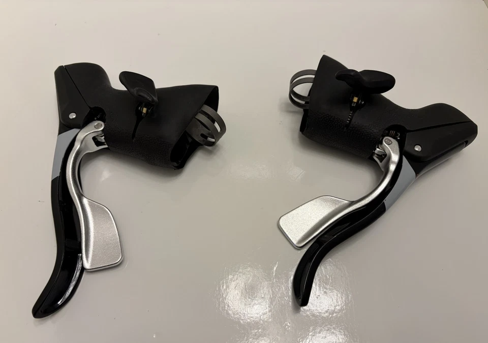 microSHIFT Centos Drop Bar Shifter Brifters 2x11, 11-Speed  - Image 2 of 3