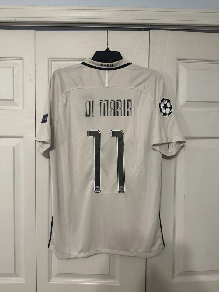 Size L, Di Maria, 16/17 PSG Third Jersey, Champions League Edition - Image 2 of 4