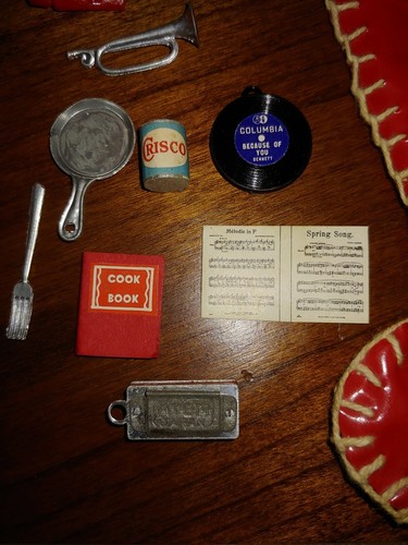 5 1/4" Vinyl Doll Christmas Holiday Stocking Filled w/ 1950s Doll Kitchen Toys - Picture 3 of 8