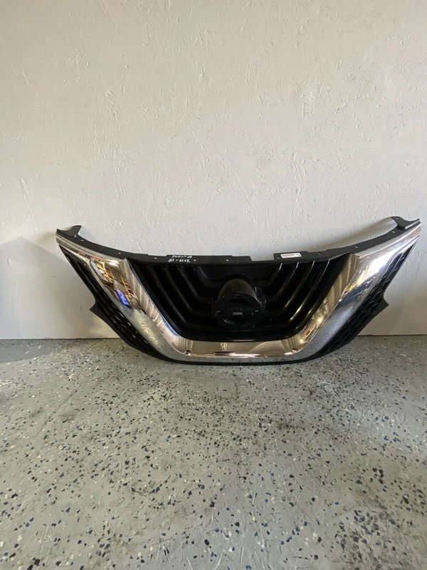 Nissan Murano Grille 2015 2016 2017 2018 Used Oem 623105Aa1A