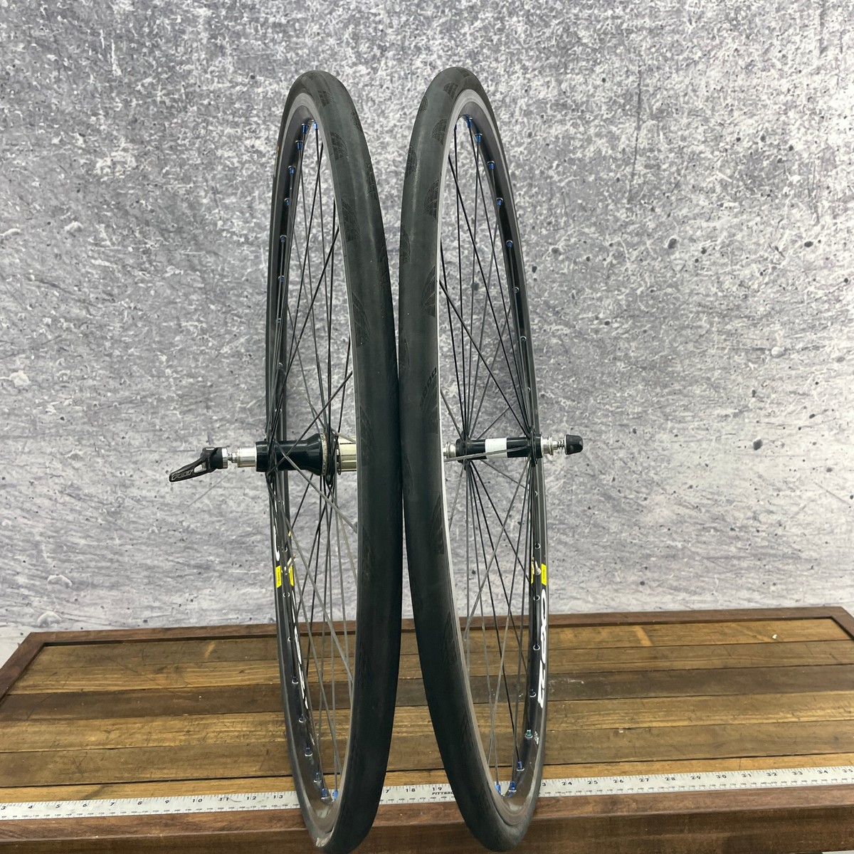 Mavic CXP22 Wheel Set 700c Road Felt Pro 32 28 Hole 130 Race