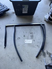 2018-2024 BMW X3 G01 REAR RIGHT DOOR WINDOW GLASS RUN CHANNEL SEAL & MOLDING OEM