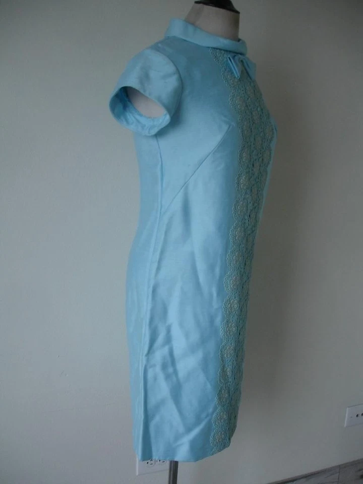 Womens S M Vtg 1960's Neusteter's Light Blue Lace Front Bow Dress Party Cocktail - Image 2 of 4