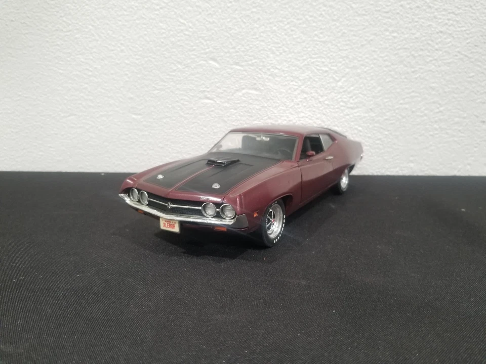 ERTL AMERICAN MUSCLE 1971 FORD TORINO COBRA JET 2 BURGUNDY 1:18 DIECAST W/ BOX! - Image 2 of 4