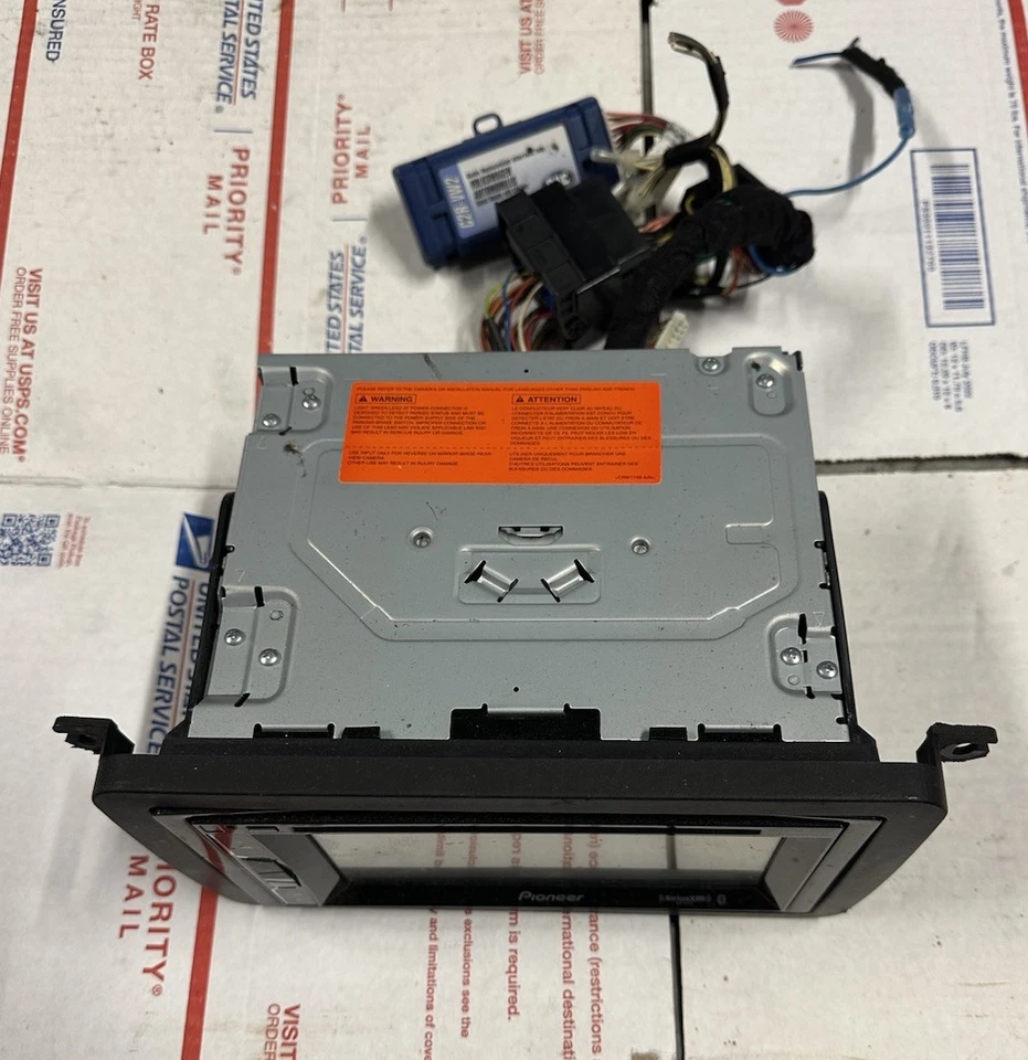 Pioneer AVH-1300NEX Multimedia DVD Receiver with 6.2" WVGA Display/Apple CarPlay - Image 3 of 4