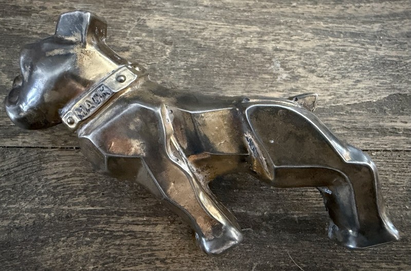 Vintage Mack Truck Fender Mirror Emblem Left-facing Bull Dog