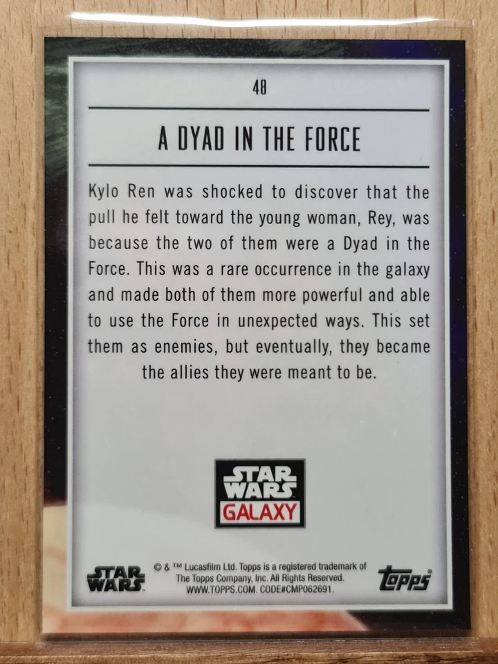 A Dyad in the Force #48 2023 Chrome Star Wars Galaxy Kylo Ren & Rey S0120A - Image 2 of 2