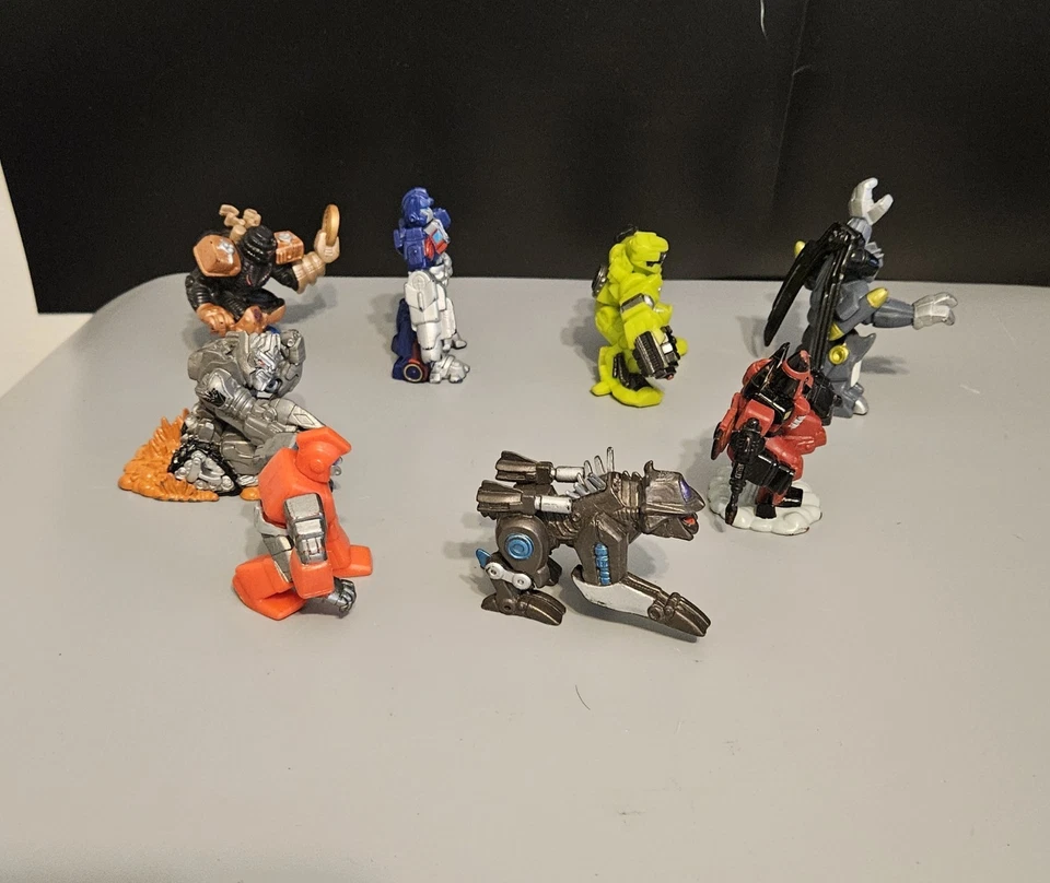2007 2008 Transformers Robot Heroes Autobots Decepticon Figures Lot Of 8 - Image 2 of 4