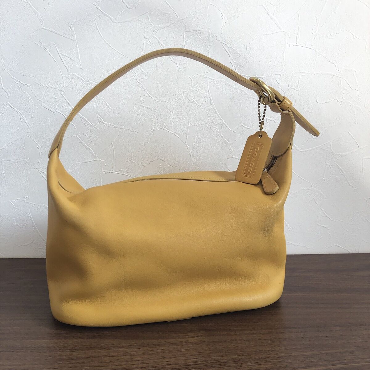 Vintage Coach 4145 Legacy mini soho leather hobo bag Yellow Vintage Coach 4145 Legacy mini soho leather hobo bag Yellow