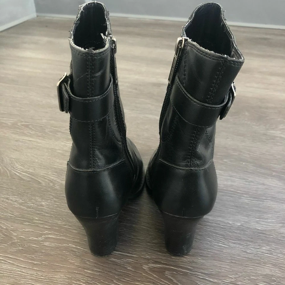Harley Davidson Black Leather Heeled Western Block Heel Mid Calf Boots Point Toe - Image 4 of 4
