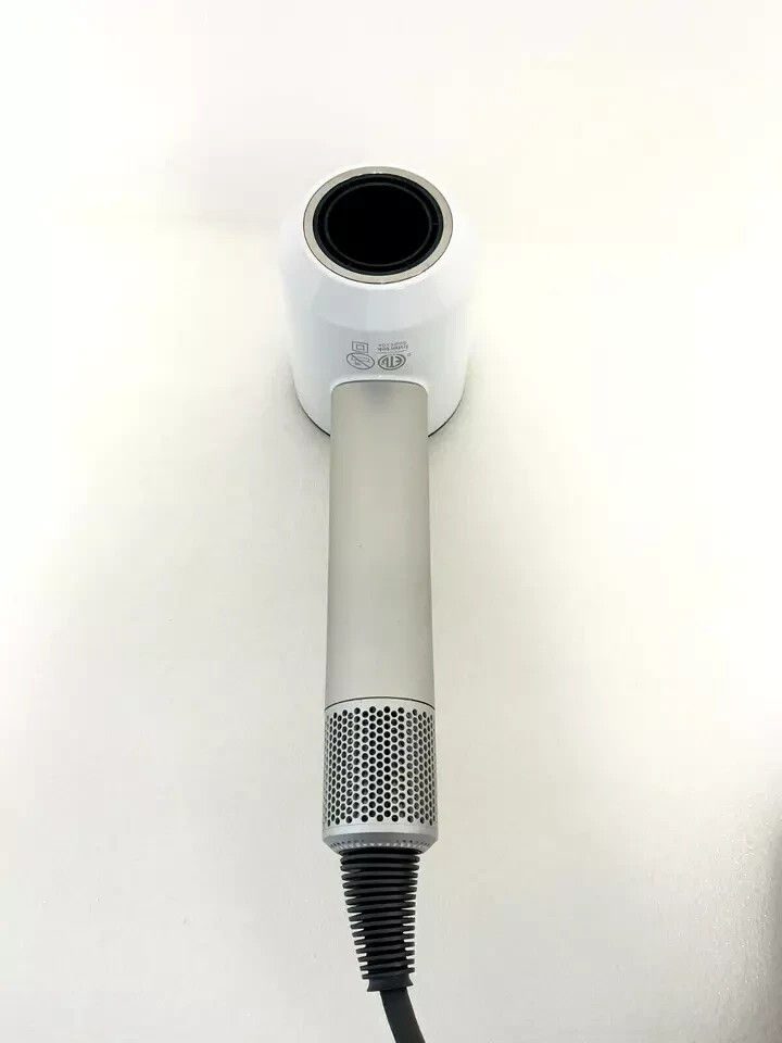 Dyson Supersonic Hair Dryer HD01 White/Silver plus