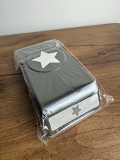 Stampin  UP Medium Star Paper Punch Retired Flat Lock Sky Bright Scrapbooking