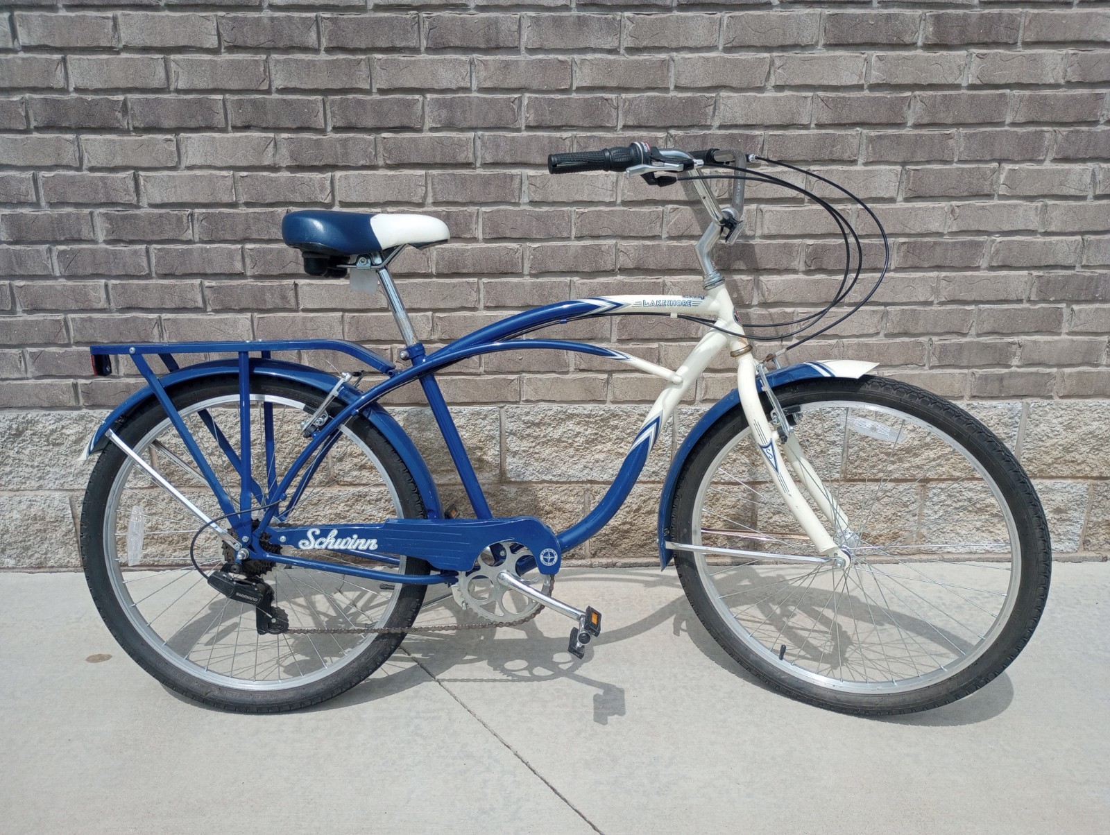 (Used) Schwinn Lakeshore 26" Cruiser 7 Speed Bicycle (149.99 USD)