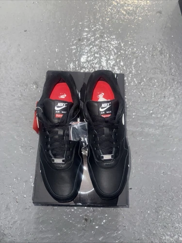 Nike Supreme Air Max 1 Noir UK 11 / US 12 Neuf sous blister ✅